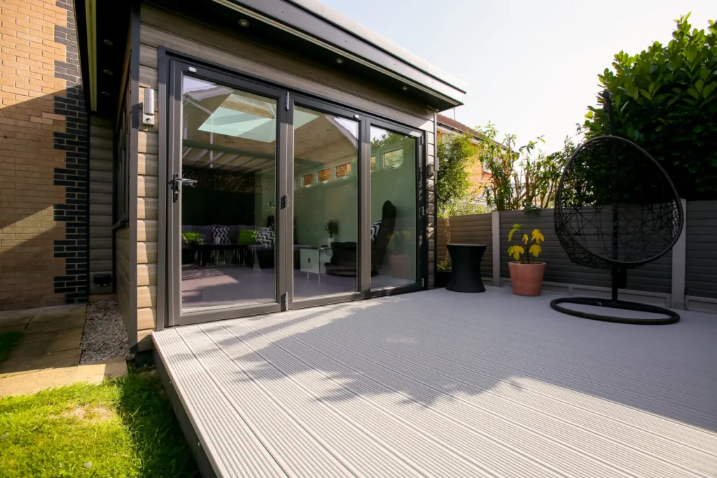 Anthracite grey aluminium doors