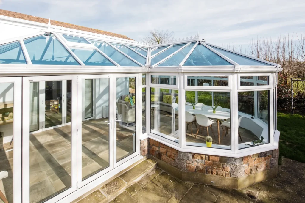 Combination conservatories with P-shaped end